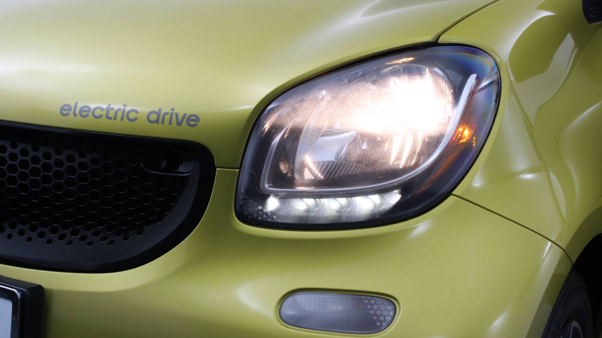 Florida Fine Cars - Used SMART FORTWO ELECTRIC DRIVE 2018 WEST PALM PASSION