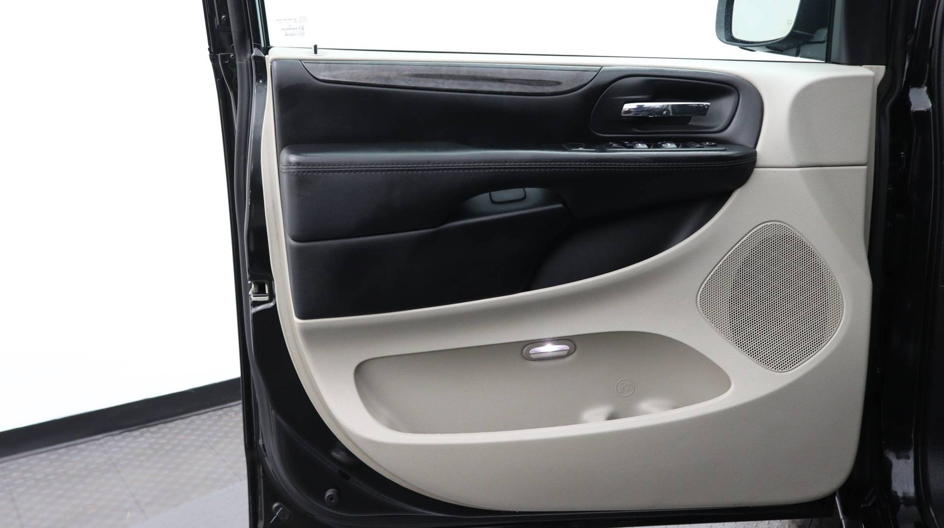 Florida Fine Cars - Used DODGE GRAND CARAVAN 2018 MIAMI SE