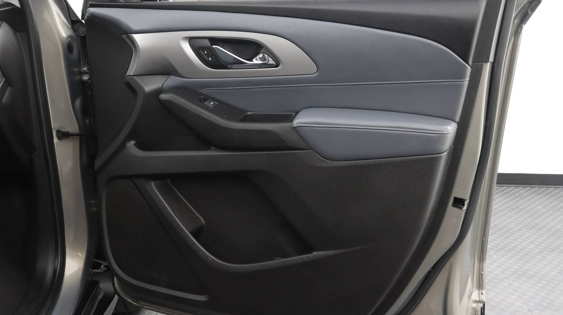 Florida Fine Cars - Used CHEVROLET TRAVERSE 2018 MIAMI LT CLOTH