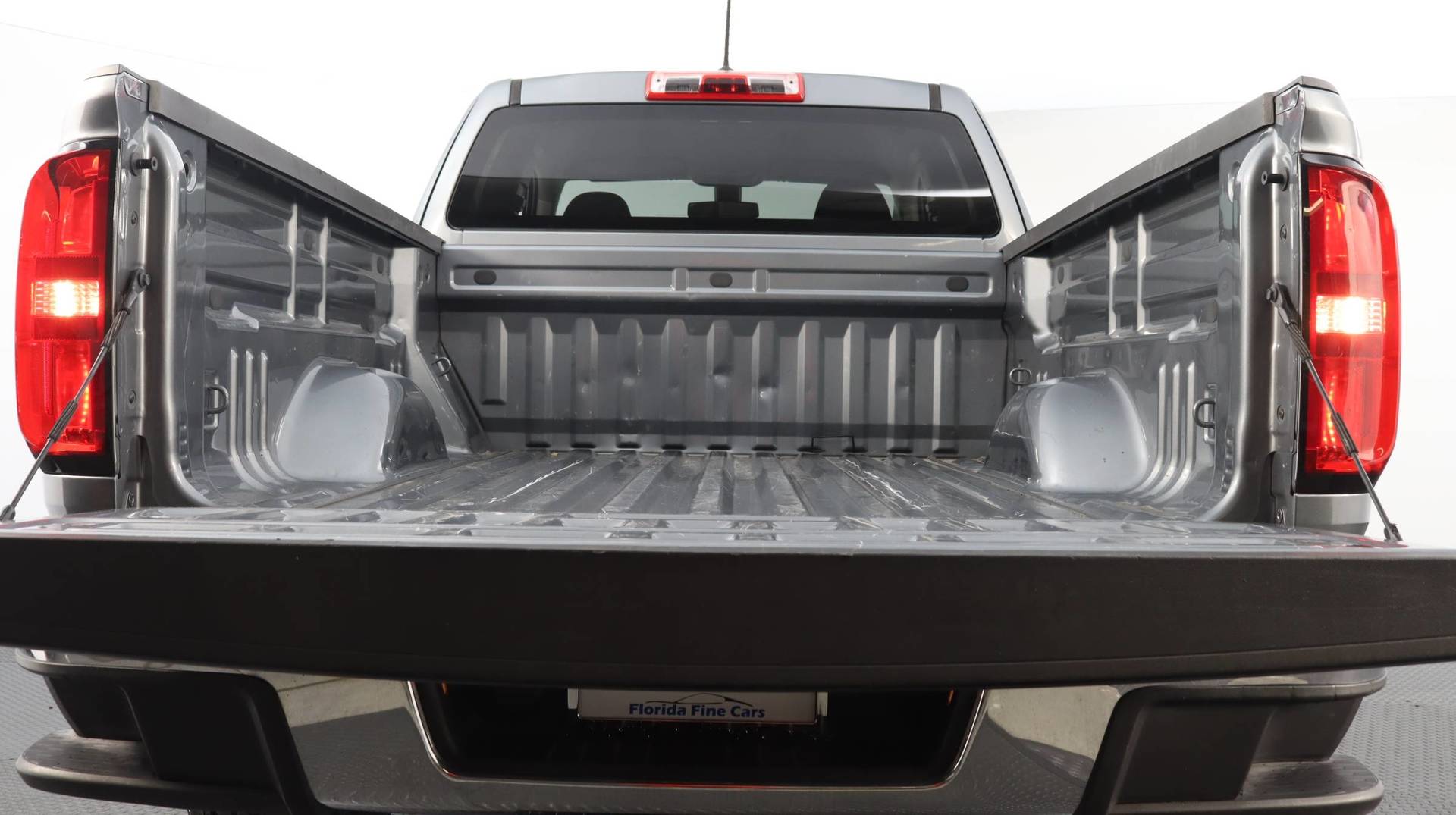 Florida Fine Cars - Used CHEVROLET COLORADO 2018 WEST PALM 2WD WORK TRUCK