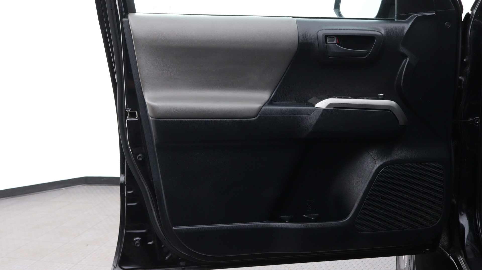 Florida Fine Cars - Used TOYOTA TACOMA 2018 WEST PALM SR5