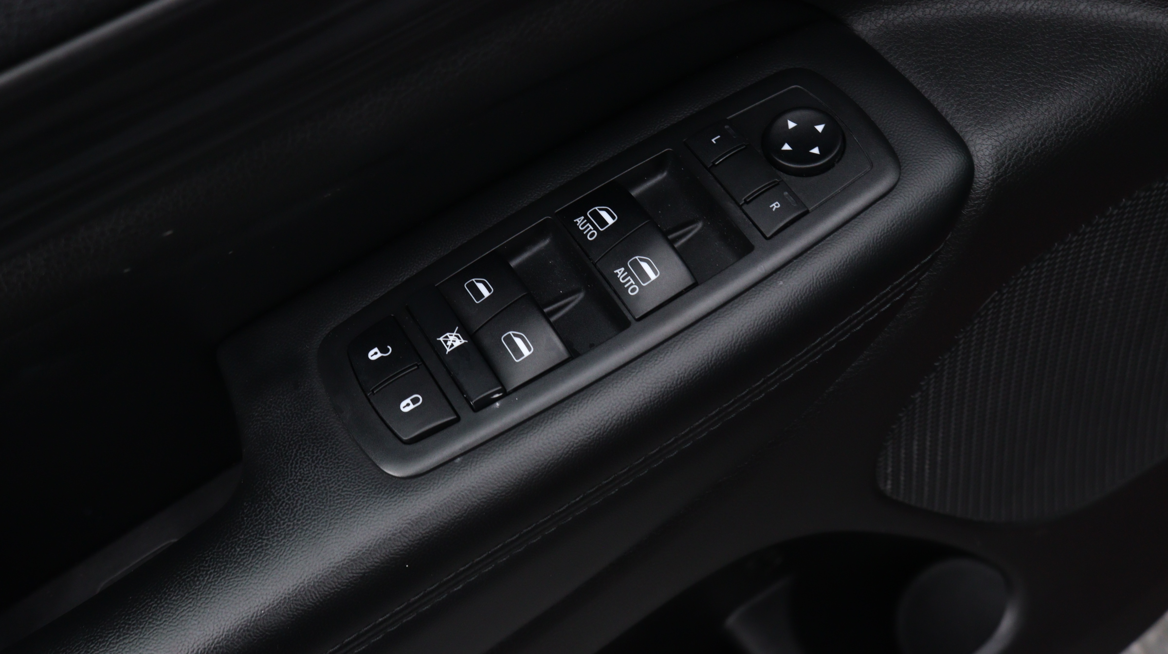 Florida Fine Cars - Used JEEP GRAND CHEROKEE 2019 MIAMI ALTITUDE