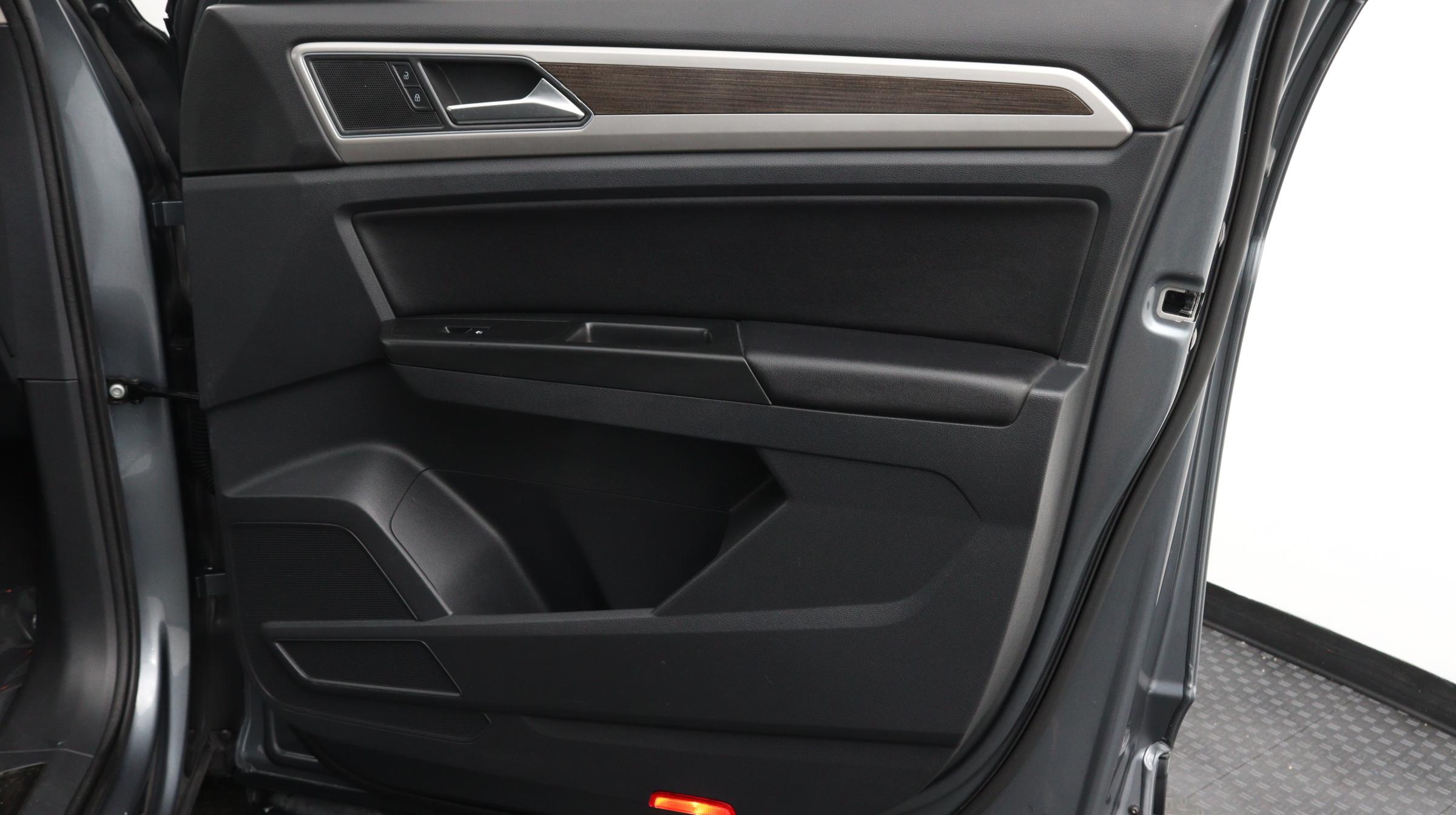 Florida Fine Cars - Used VOLKSWAGEN ATLAS 2019 MIAMI 3.6L V6 SEL