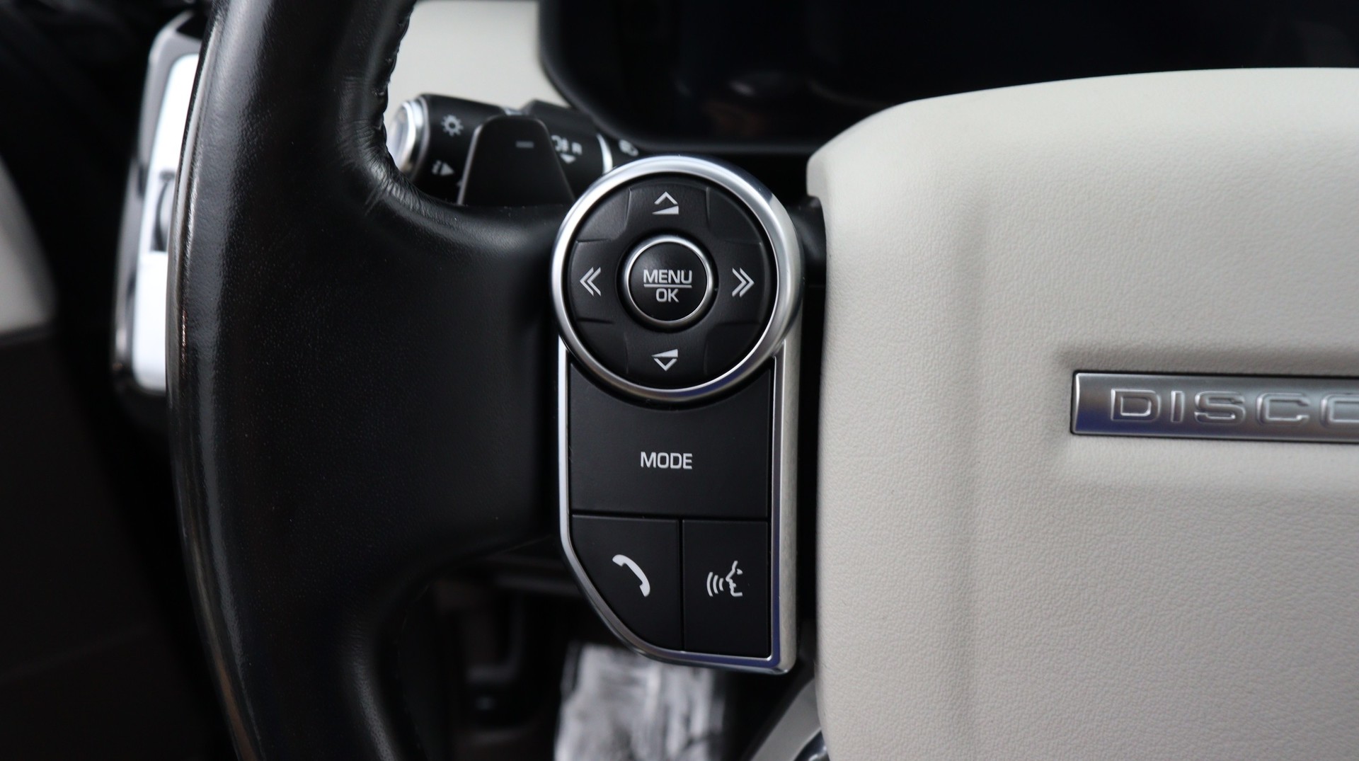 Florida Fine Cars - Used LAND ROVER DISCOVERY 2018 WEST PALM HSE