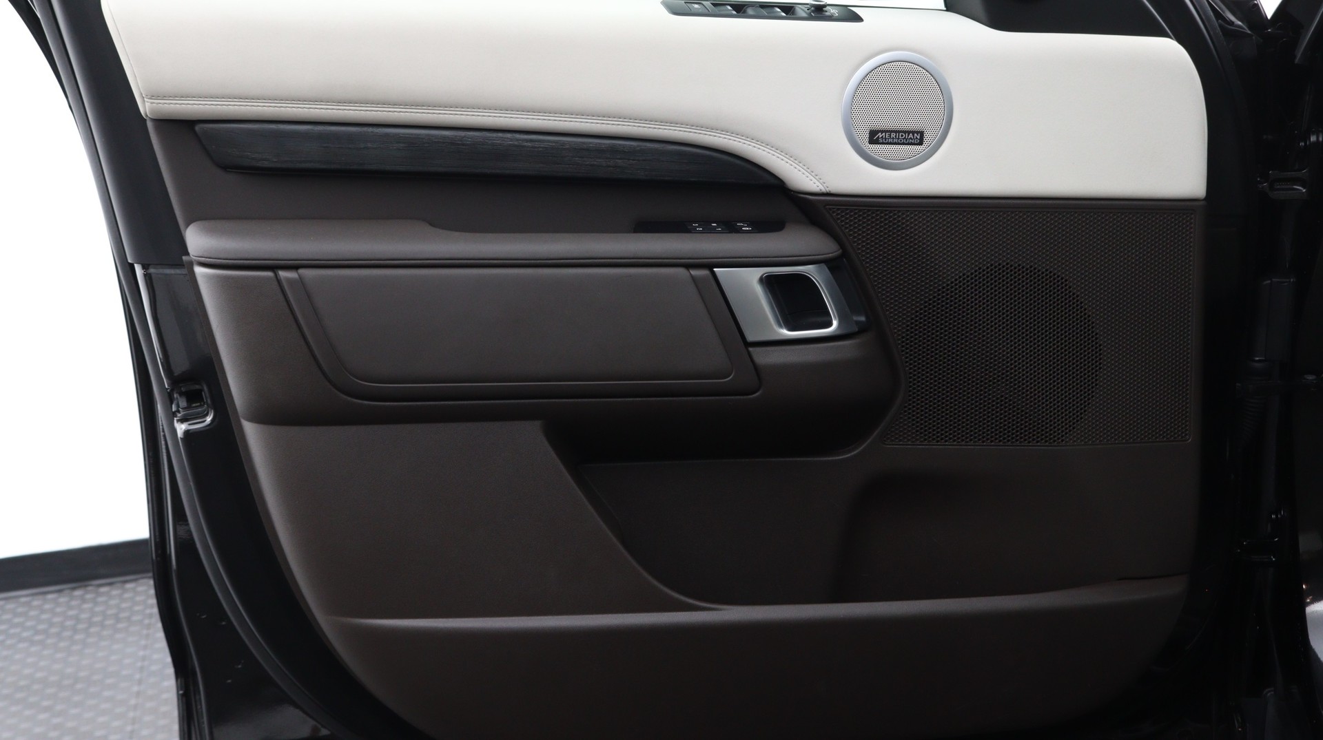 Florida Fine Cars - Used LAND ROVER DISCOVERY 2018 WEST PALM HSE