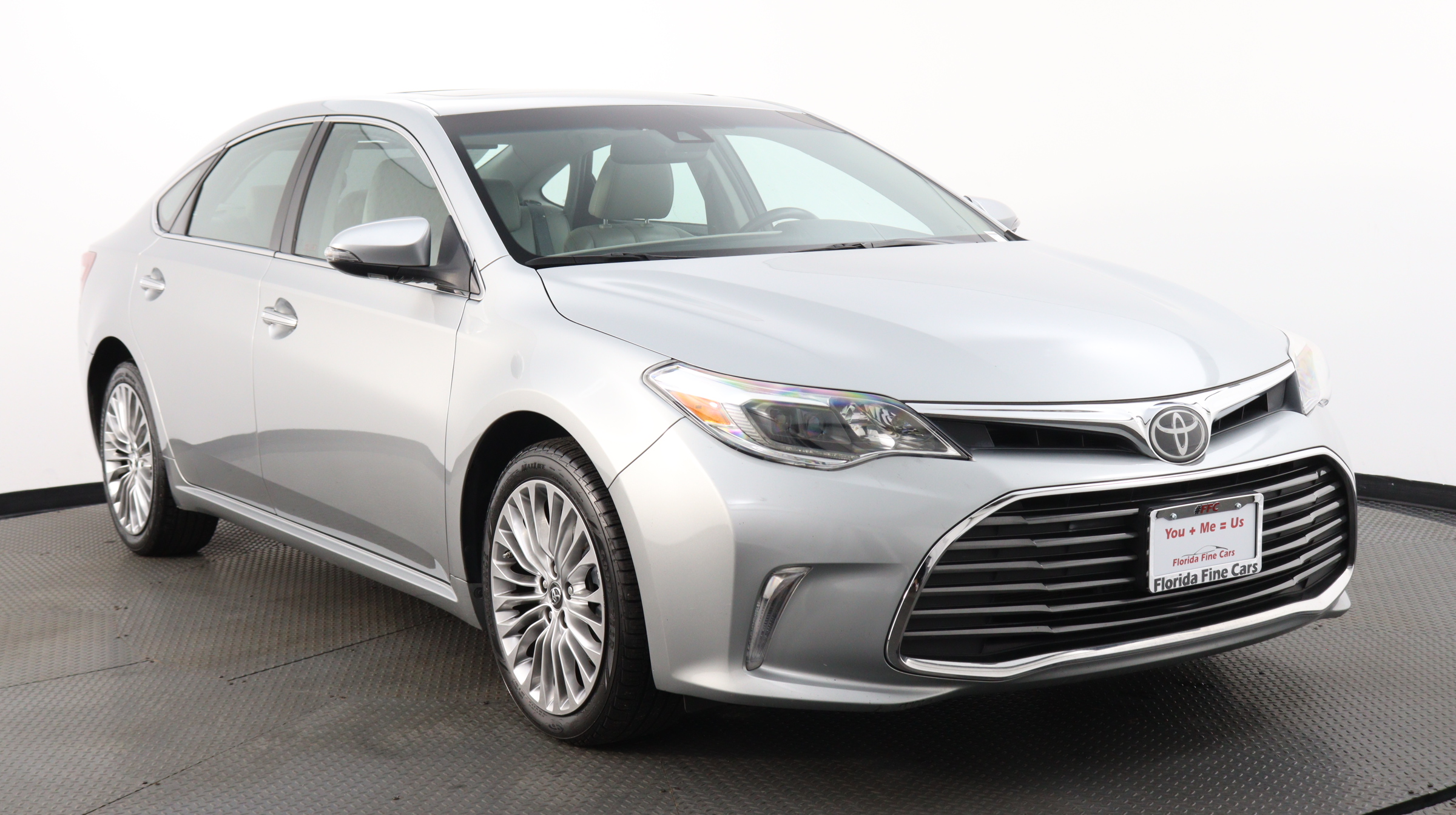 Used 2016 TOYOTA AVALON LIMITED for sale in MIAMI 125354