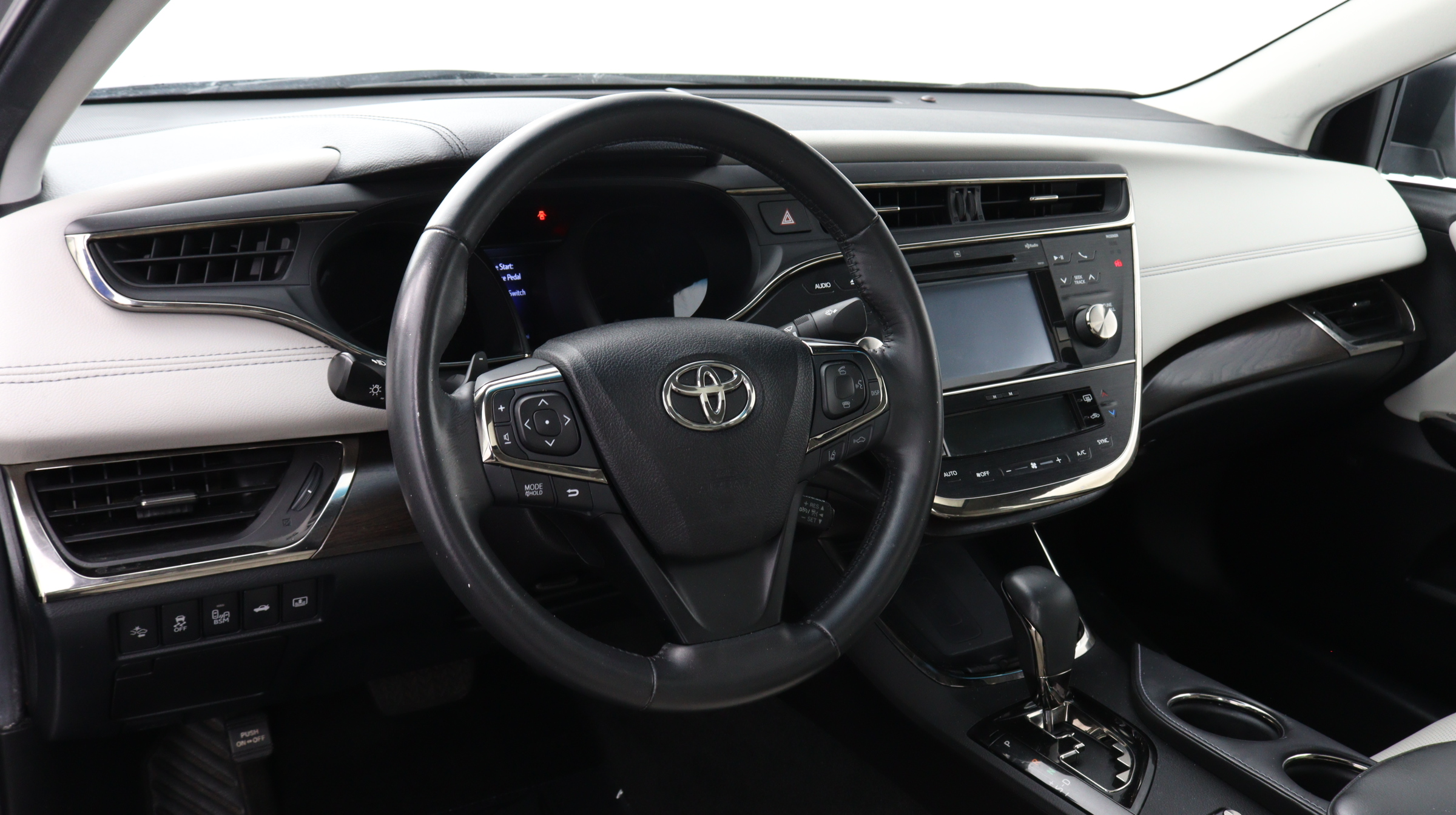 Used 2016 TOYOTA AVALON LIMITED for sale in MIAMI 125354