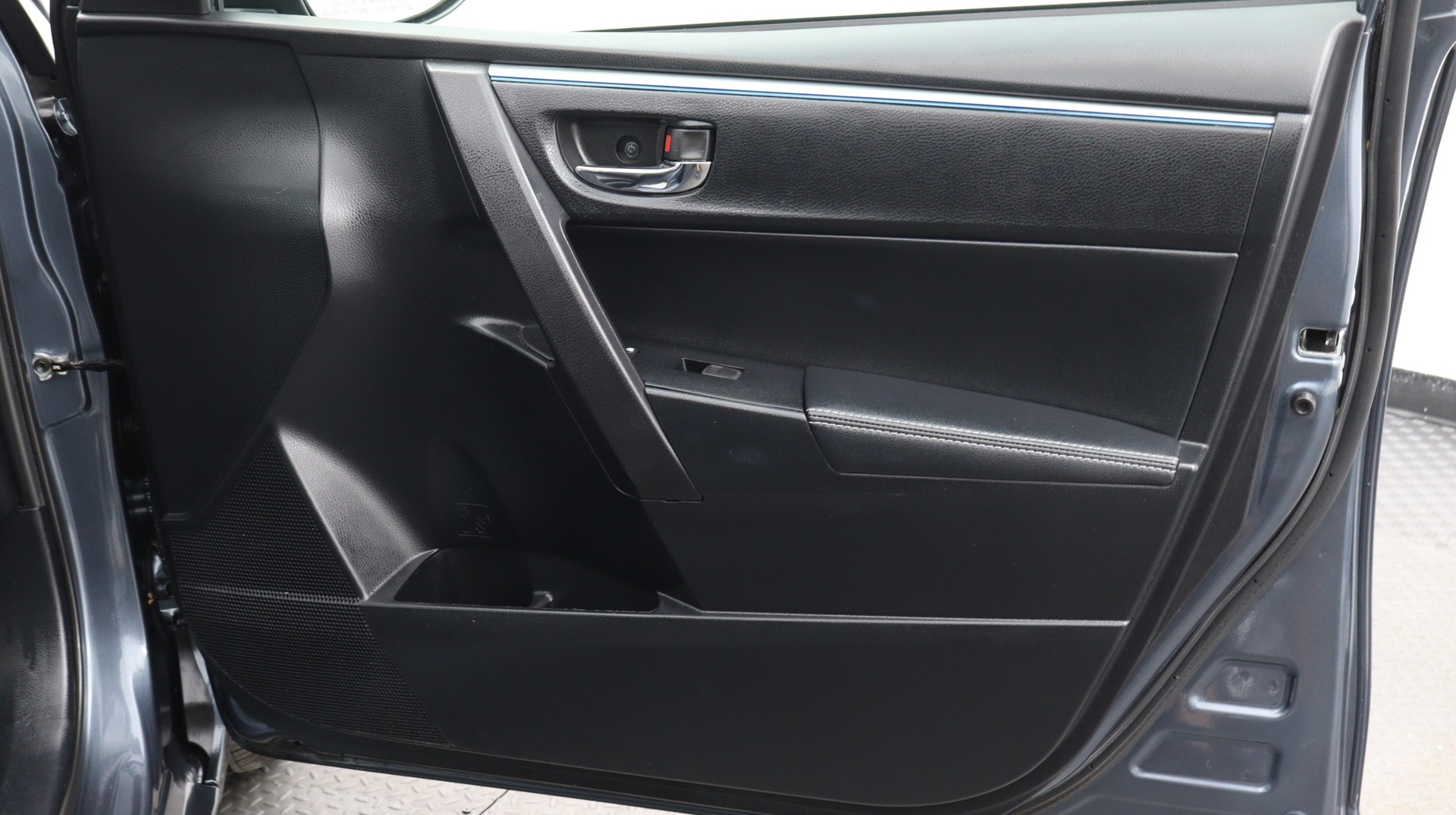 Florida Fine Cars - Used TOYOTA COROLLA 2015 MIAMI LE