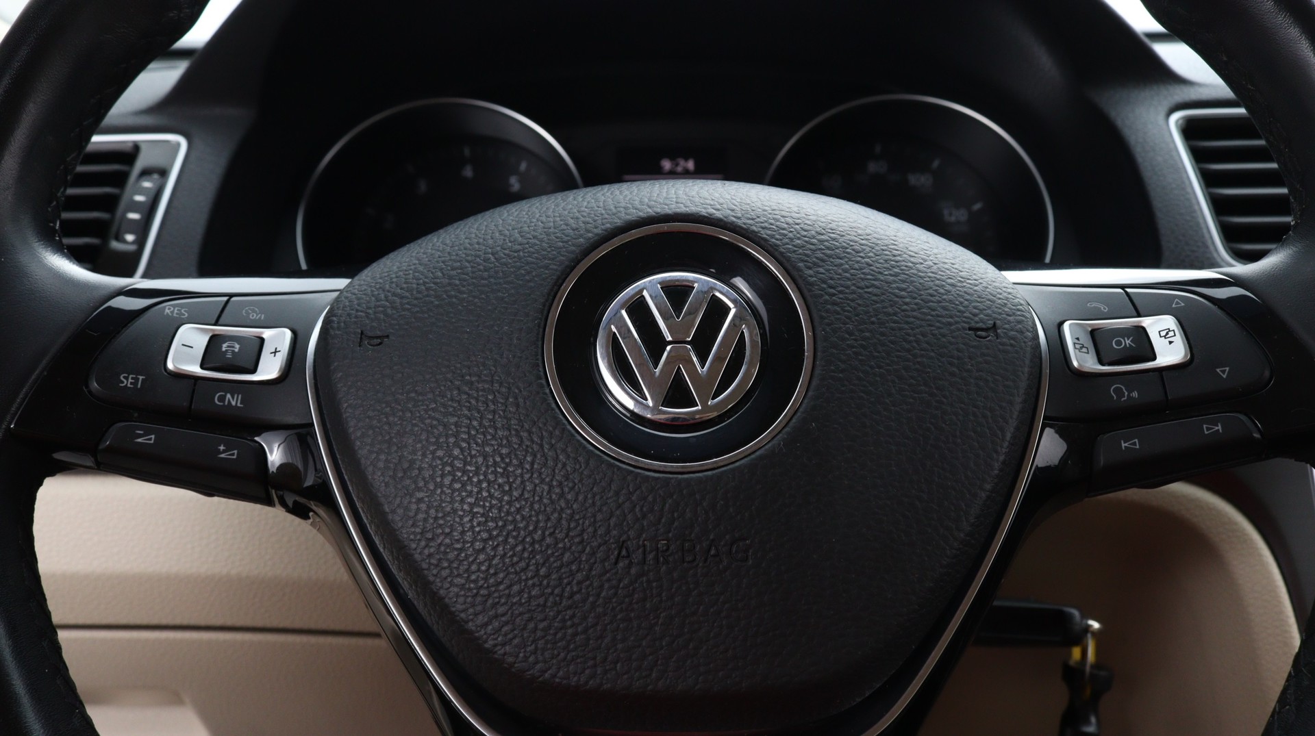 Florida Fine Cars - Used VOLKSWAGEN PASSAT 2018 WEST PALM R-LINE