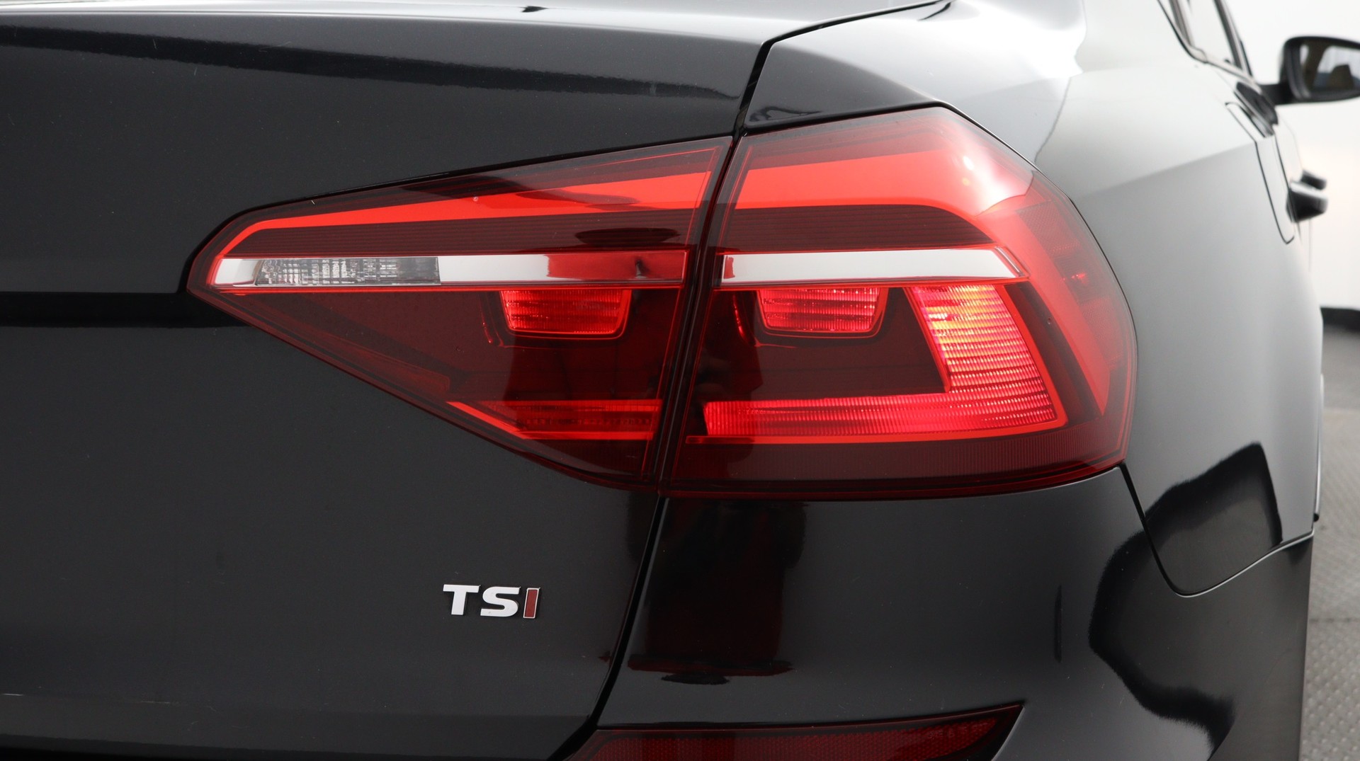 Florida Fine Cars - Used VOLKSWAGEN PASSAT 2018 WEST PALM R-LINE