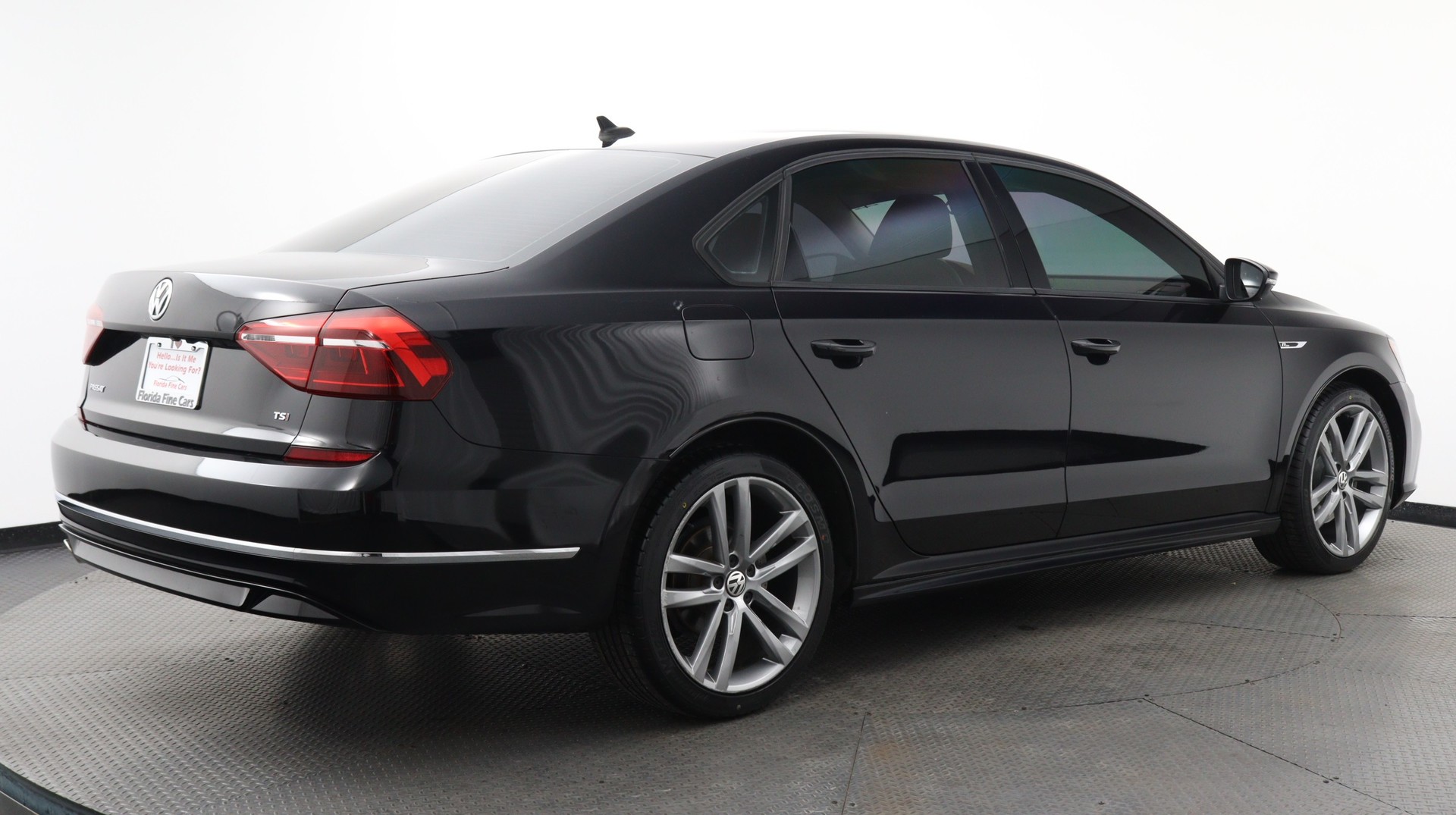 Florida Fine Cars - Used VOLKSWAGEN PASSAT 2018 WEST PALM R-LINE