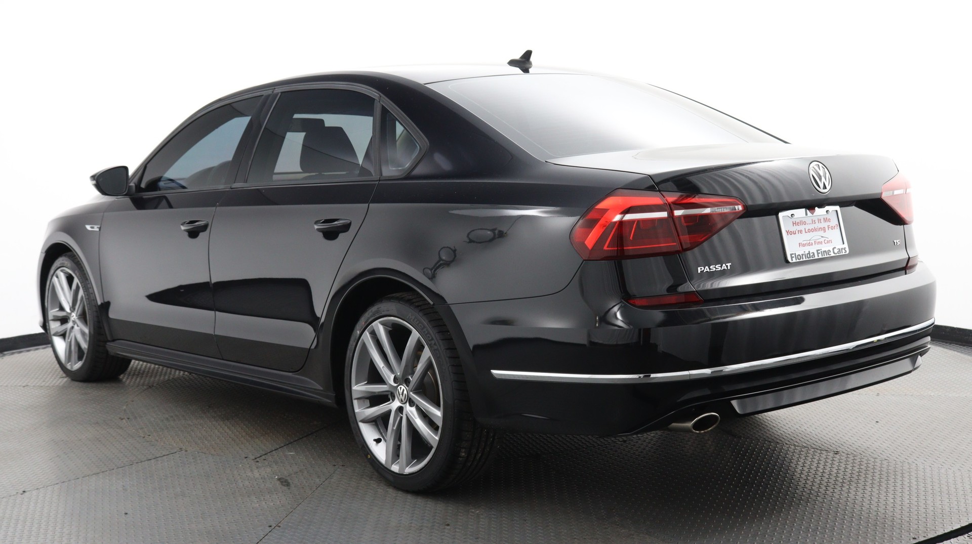 Florida Fine Cars - Used VOLKSWAGEN PASSAT 2018 WEST PALM R-LINE