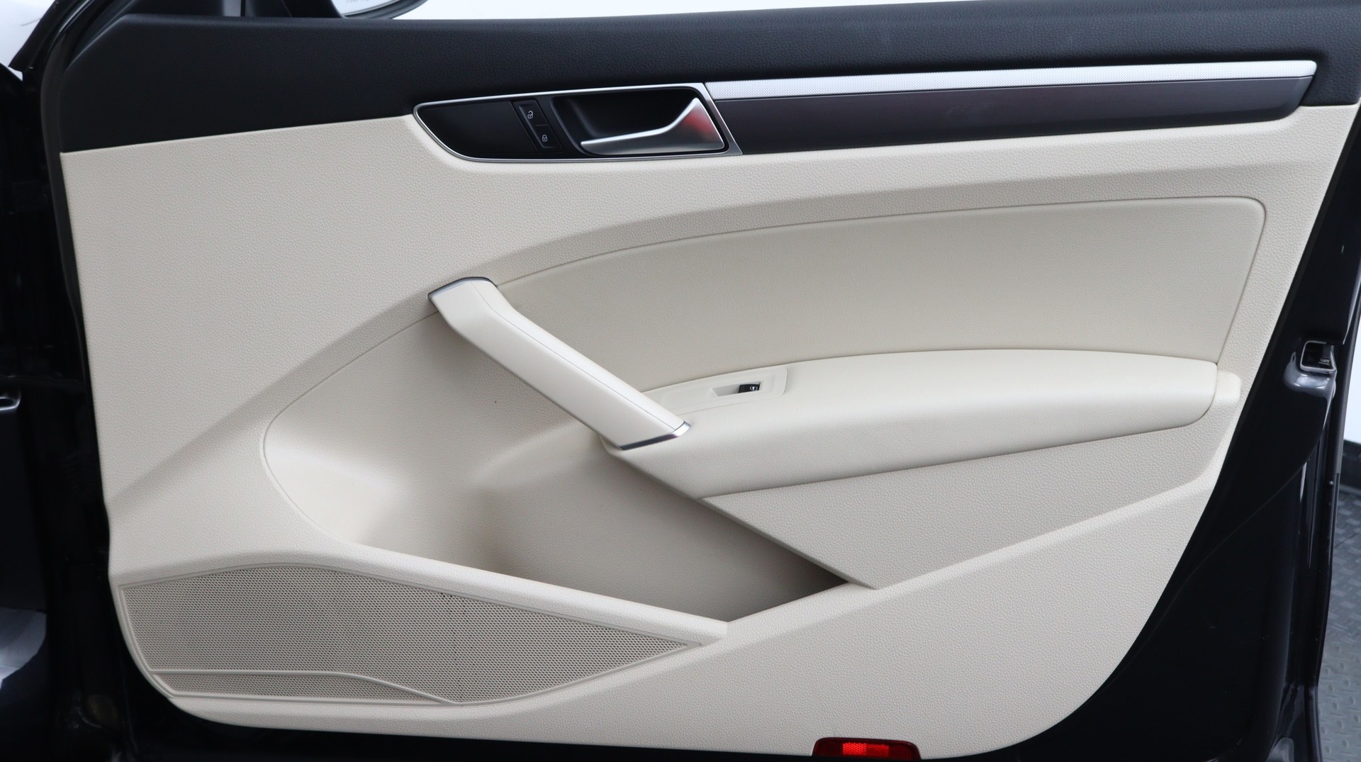 Florida Fine Cars - Used VOLKSWAGEN PASSAT 2018 WEST PALM R-LINE