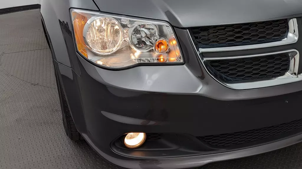 Florida Fine Cars - Used DODGE GRAND CARAVAN 2019 MIAMI SXT