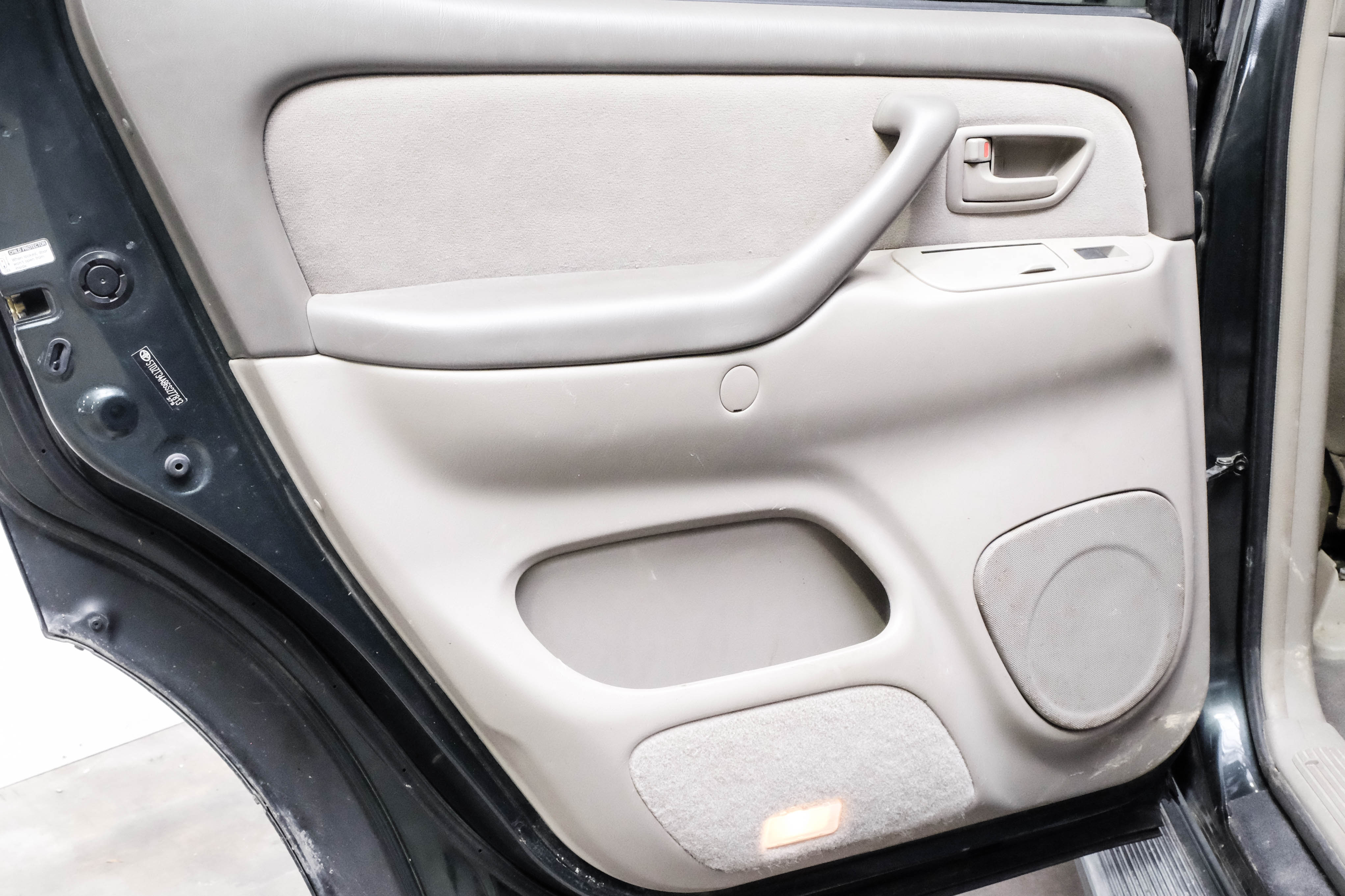 Used 2006 TOYOTA SEQUOIA SR5 for sale in CARDEALS.NET ...