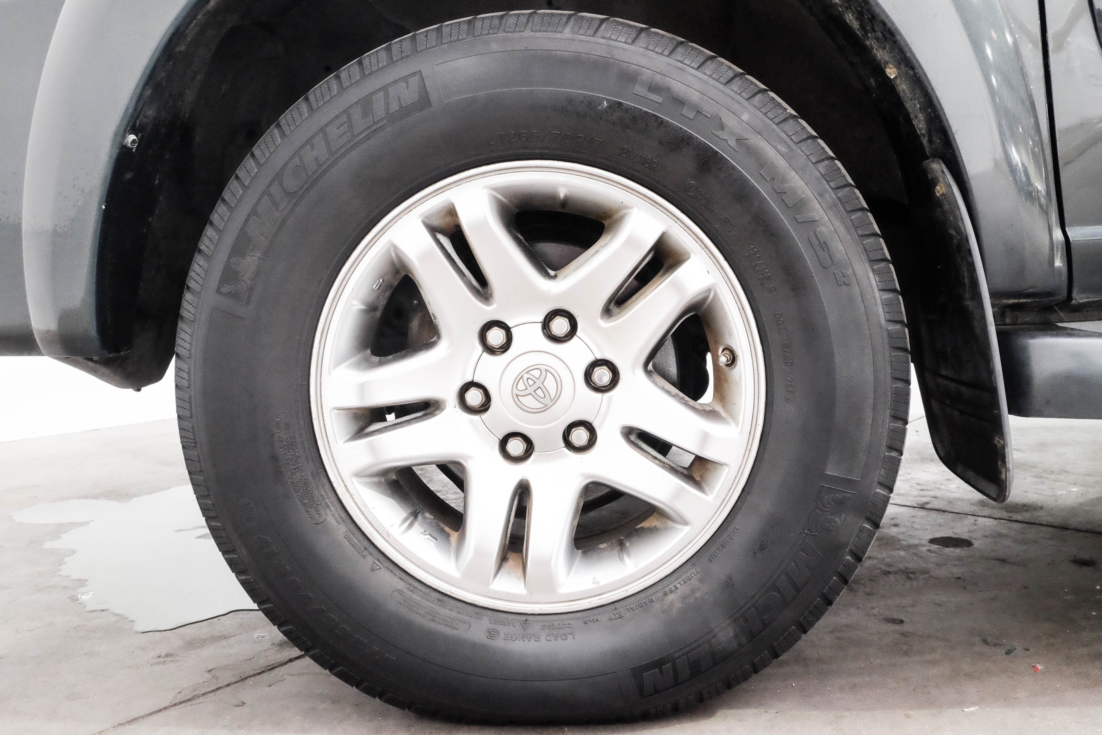 Used 2006 TOYOTA SEQUOIA SR5 for sale in CARDEALS.NET ...