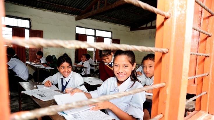 Nepal-schoolchildren