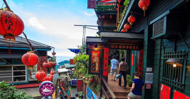 Jiufen-old-street