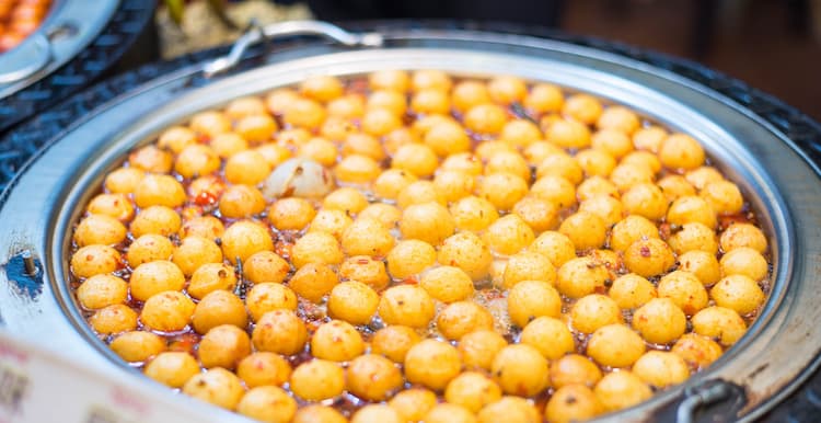 Jiufen-street-food