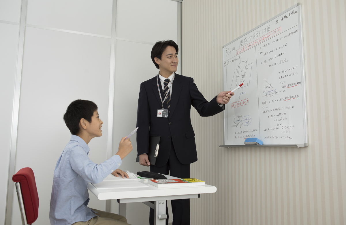 進学個別指導塾tomas トーマス 荻窪校の教室情報 料金 セキュリティ 口コミ 評 小学生 中学生 高校生の塾選びをサポート 塾シル