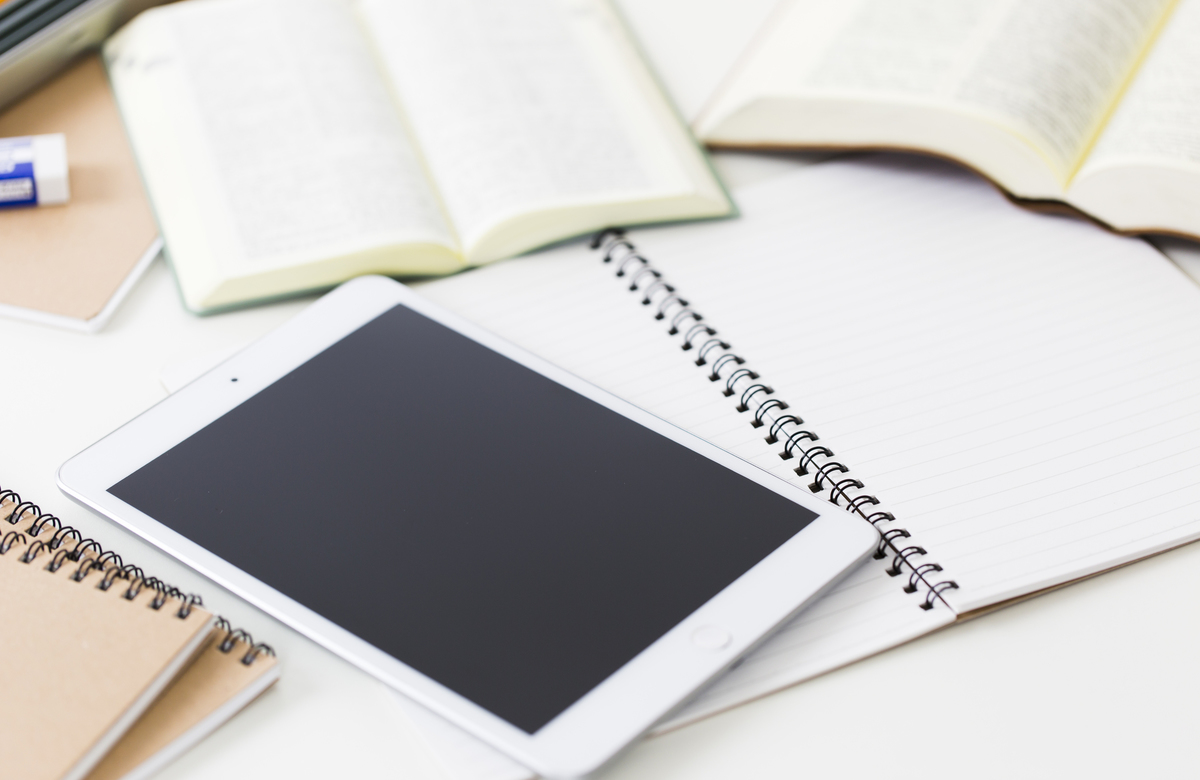 デジタル教科書 デジタル教材のメリットや活用方法とは 子供の塾選びをサポート 塾シル