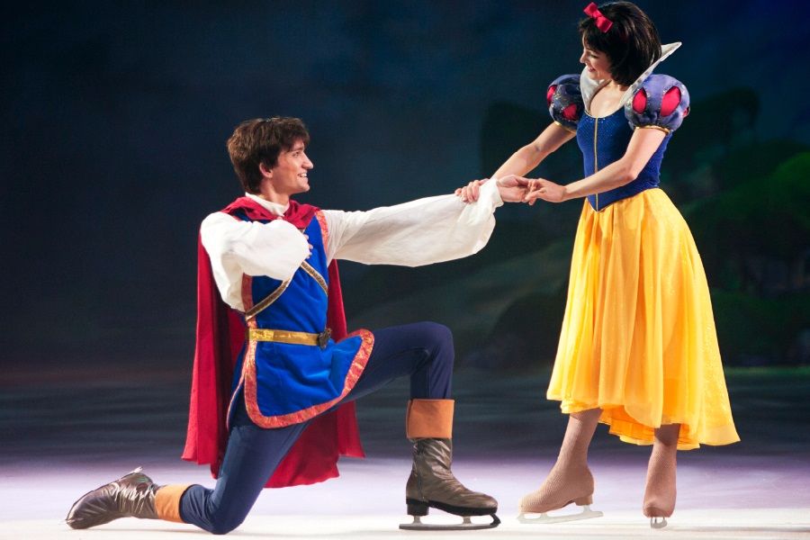 Blanche Neige Et La Reine Des Glaces MatTV - Osez Rêver: La magie de Disney sur glace