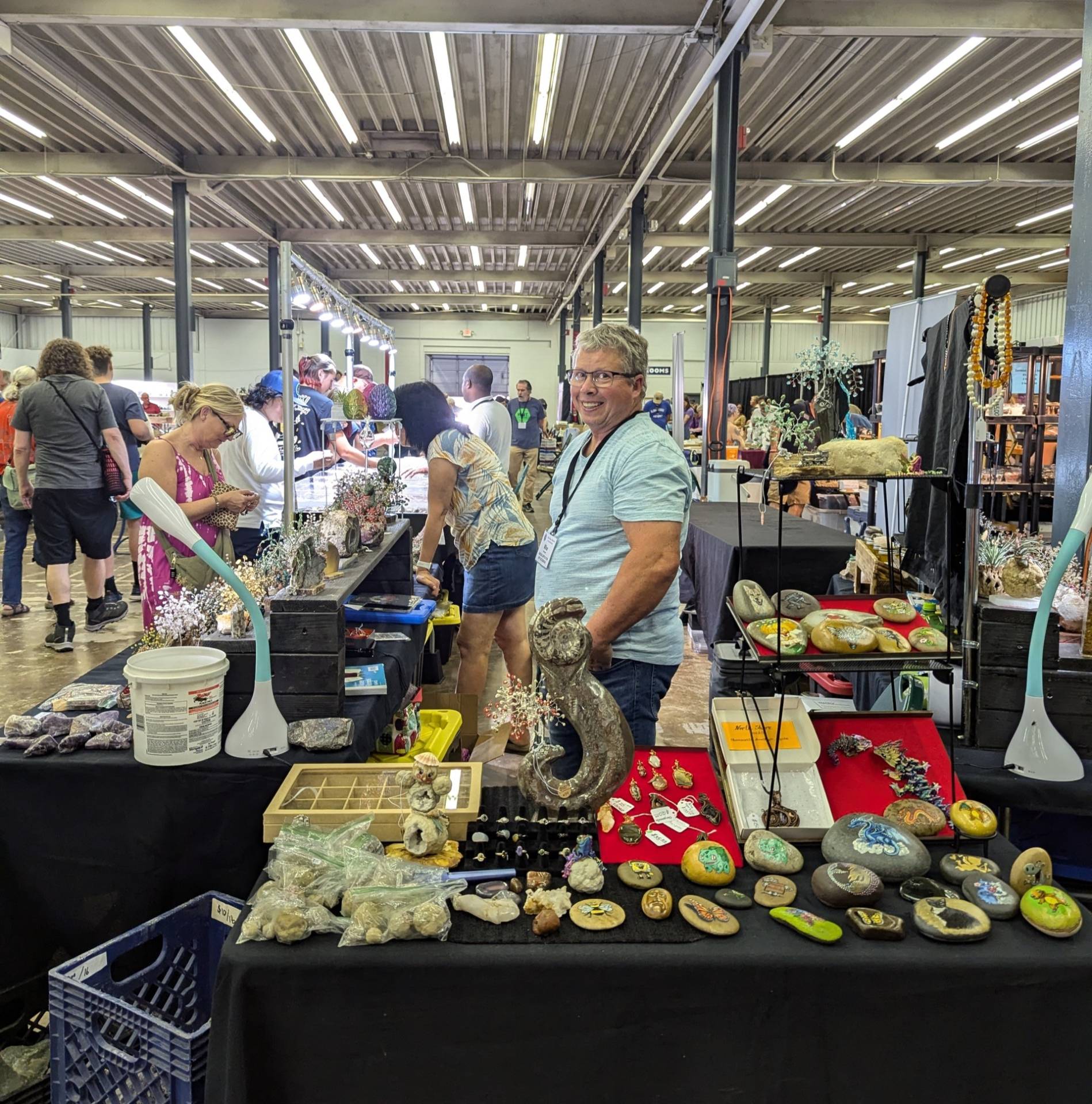 Happy Vendor