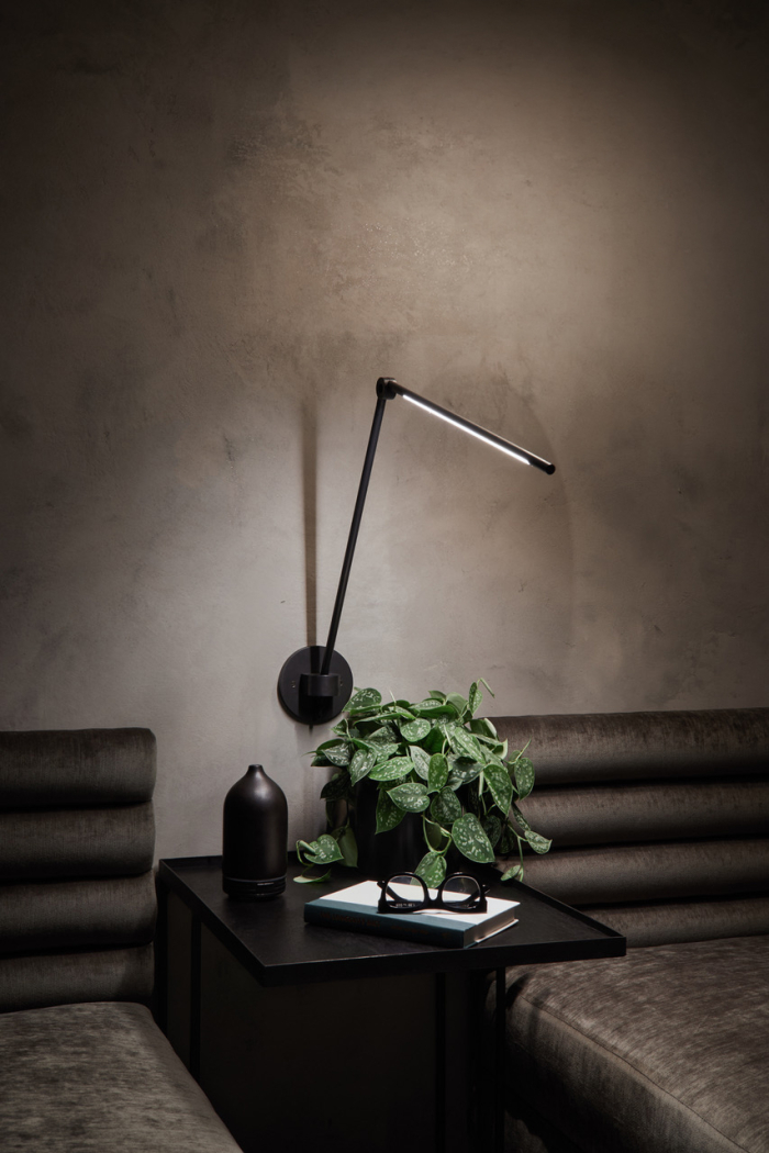 Wall Task Lamp THIN Task Lamp Wall Mount (Integrated Dimmer)