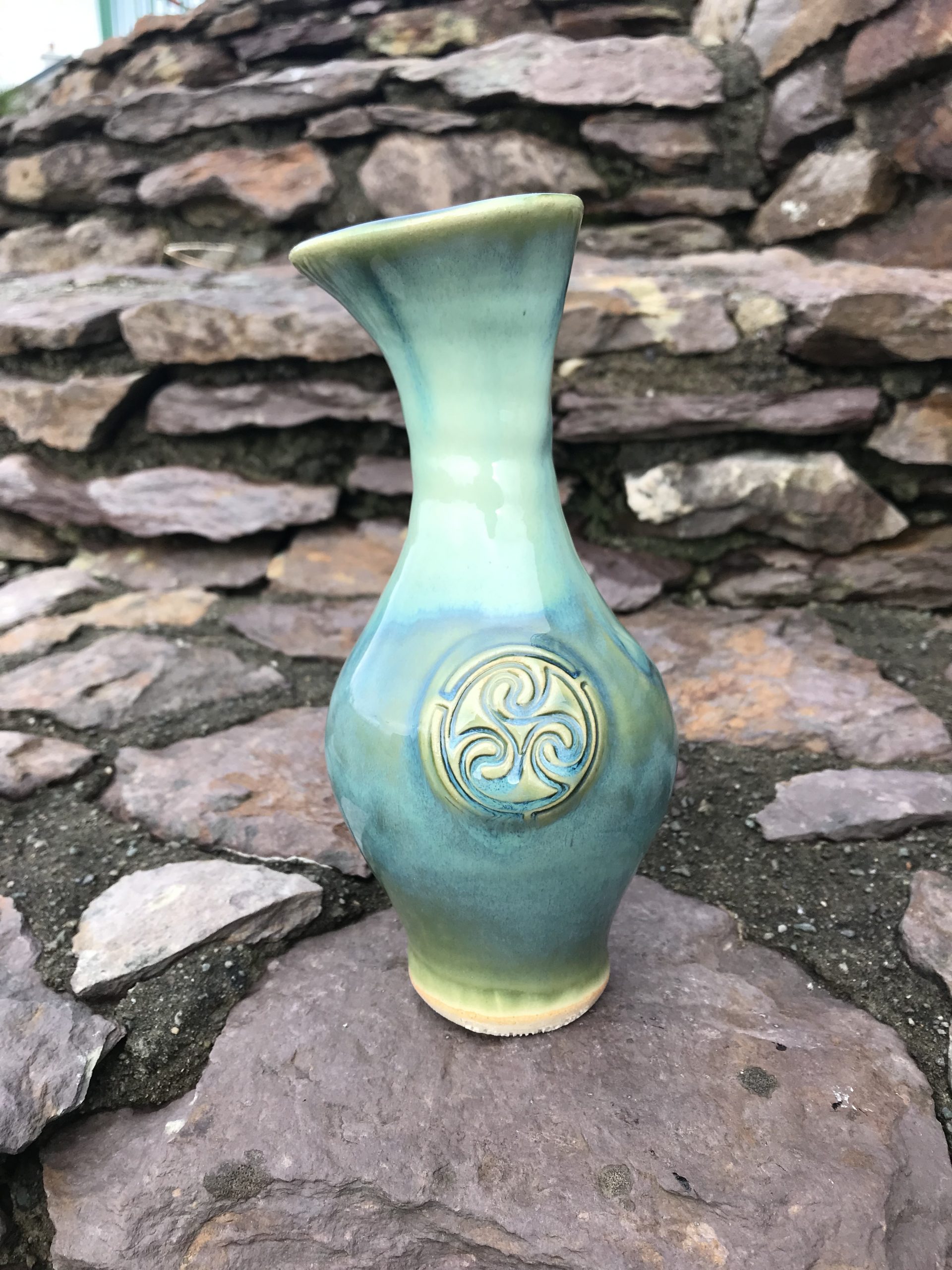 Colm De Ris Irish Pottery Green Medium Vase i2. Skellig Gift Store