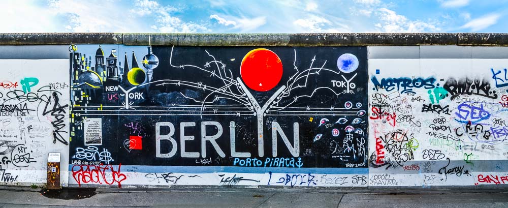 Orbitz-3 perfect days in Berlin-Berlin Wall-Getting Stamped-1