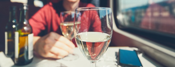 8-best-boozy-train-rides