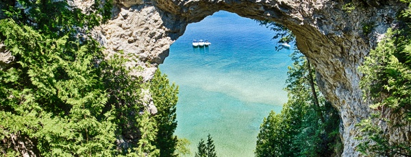 12-of-Americass-most-charming-lake-towns