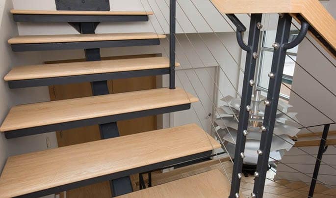 wood-the-debutante-straight-stair
