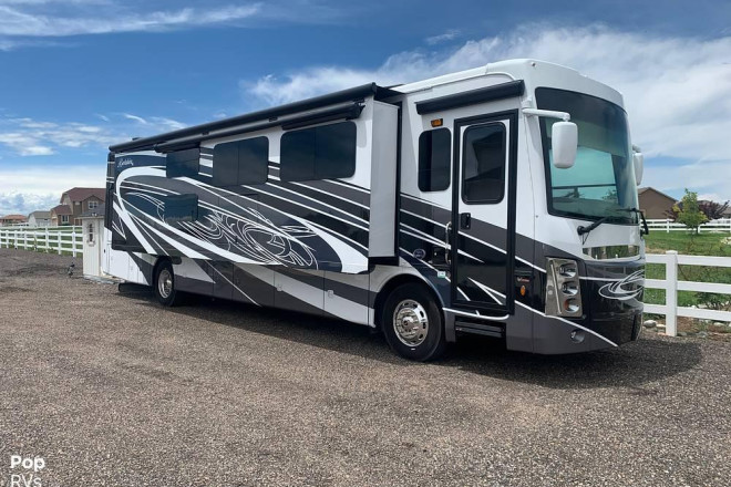 Us Rvs RVs For Sale at RVCrazy.com