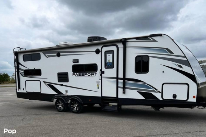 RVs For Sale in Overland Park, Kansas at RVCrazy.com