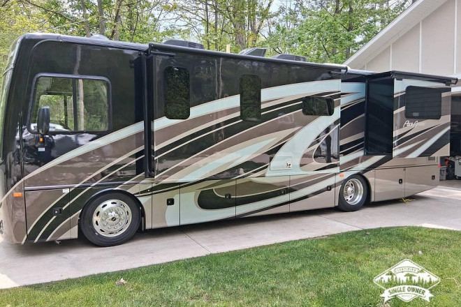 Arrow Rv Pace-Arrow RVs For Sale at RVCrazy.com