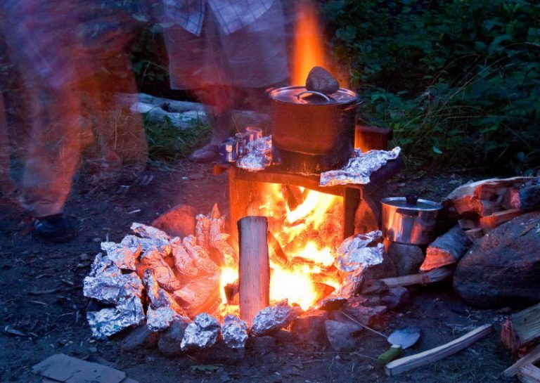 Hot Eats! 12 of Our Favorite Campfire Foods