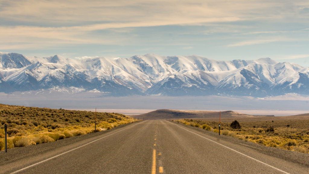 The 17 Best Roads in America and How to Drive Them Well
