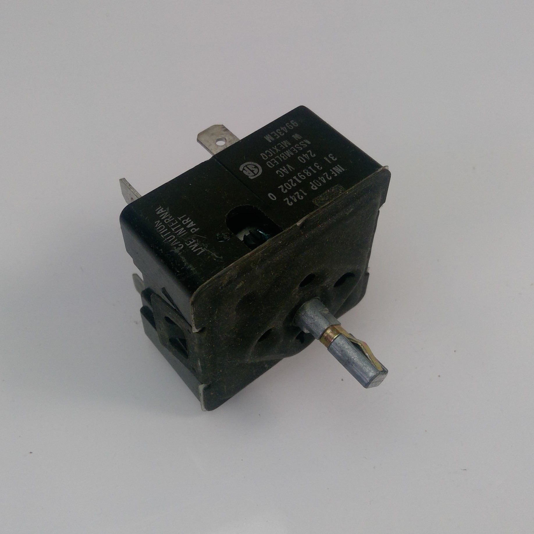 Vintage WHIRLPOOL Stove BURNER SWITCH 31891202 WP74011243 AP6011241