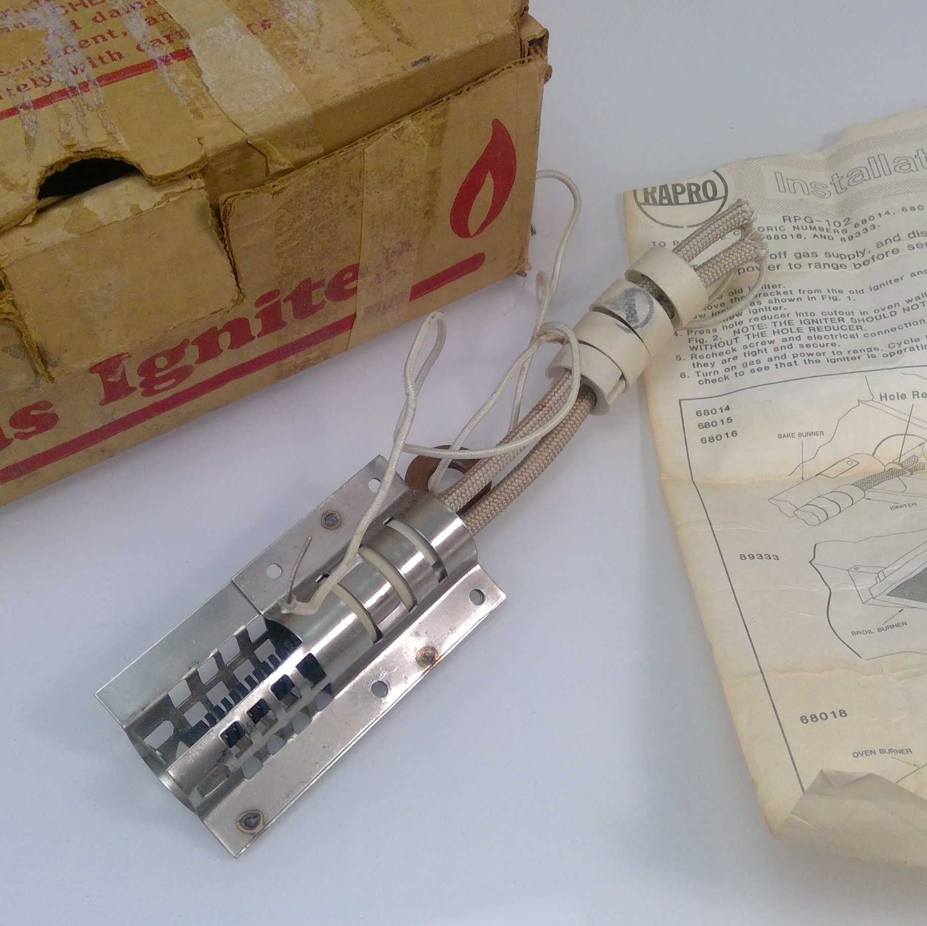 Vintage CALORIC Stove OVEN IGNITOR 68014 68015 68016 68018 89333 Lorain Furniture