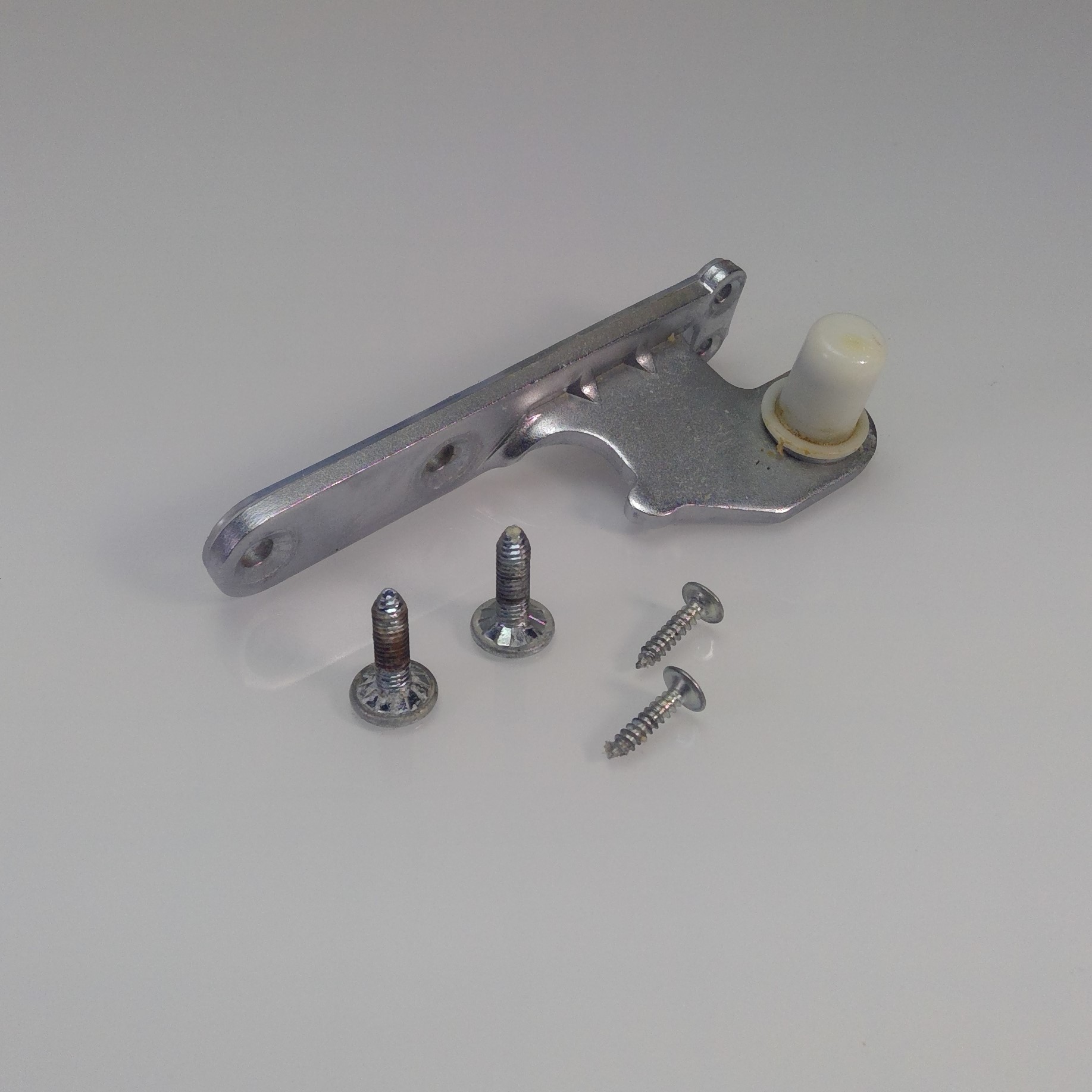 SAMSUNG Refrigerator LOWER DOOR HINGE Asm (Right) DA9704877B 2049330