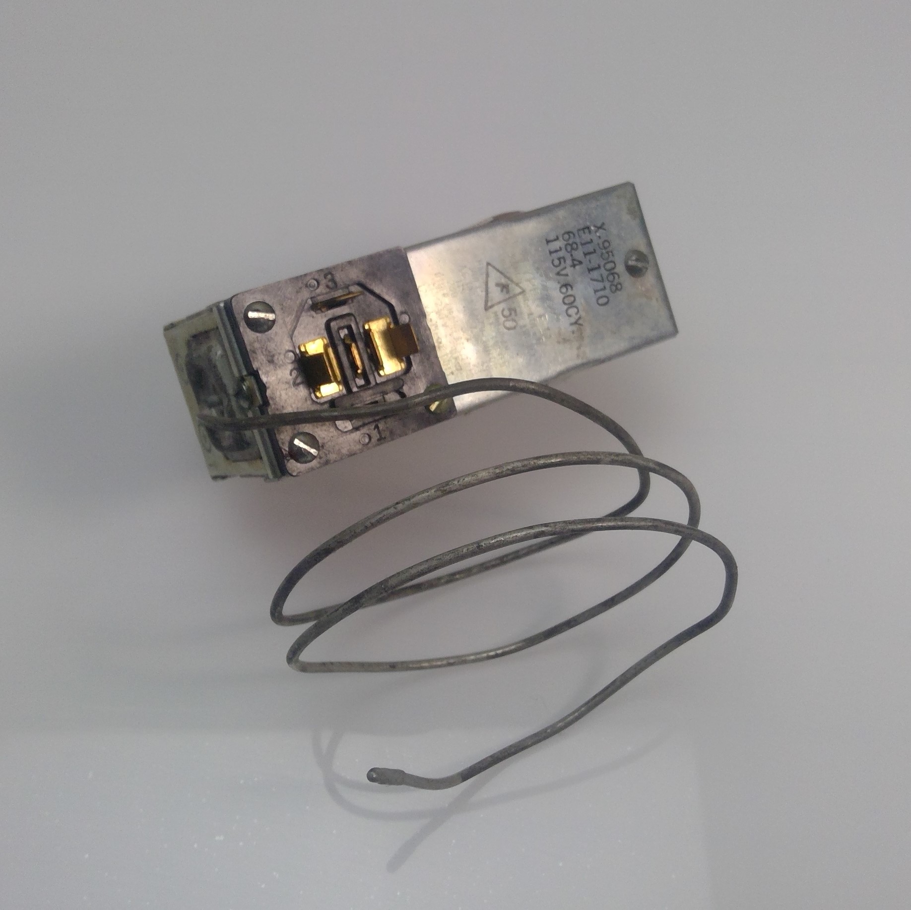 Vintage RANCO Refrigerator DEFROST Timer / Thermostat E111710 X