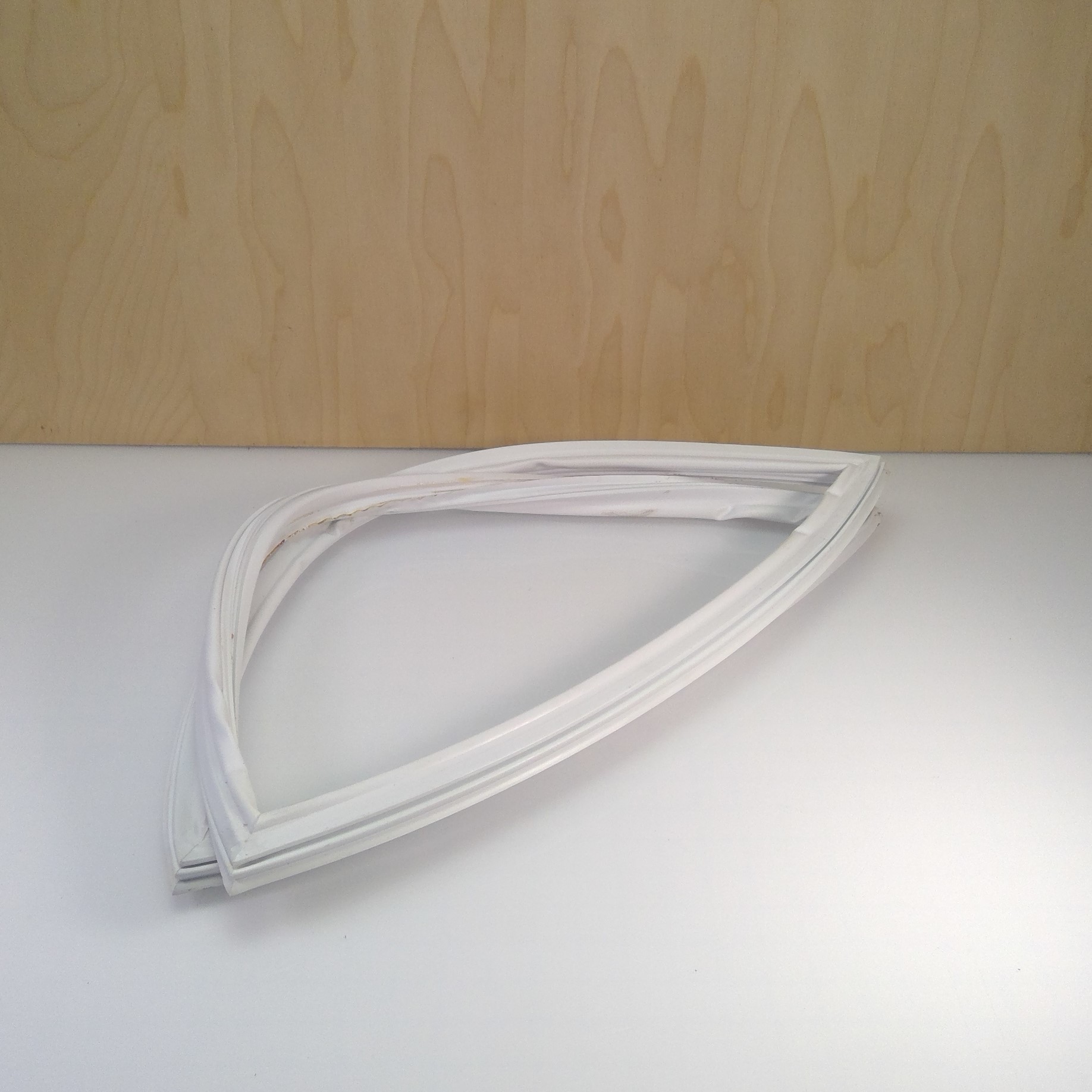 AMANA Refrigerator DOOR GASKET (Freezer) W10443315 W10571962 67003554