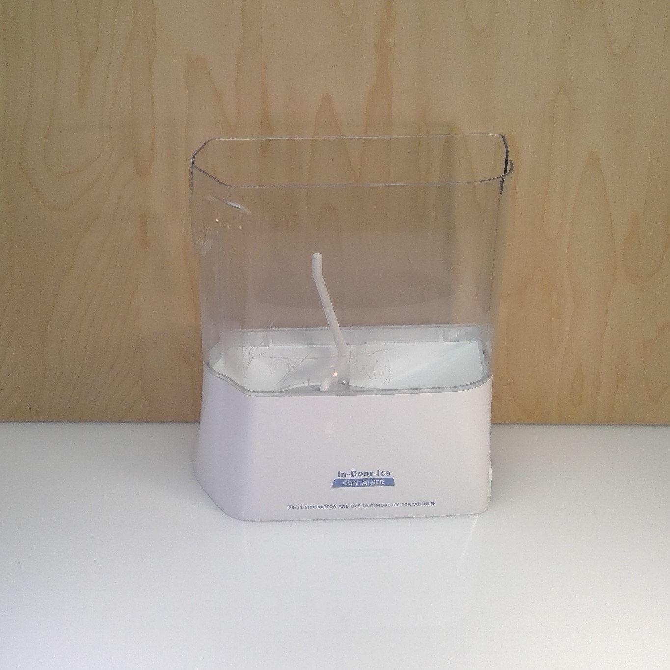 WHIRLPOOL Refrigerator ICE BUCKET (Scratched) WP2198573 2255574