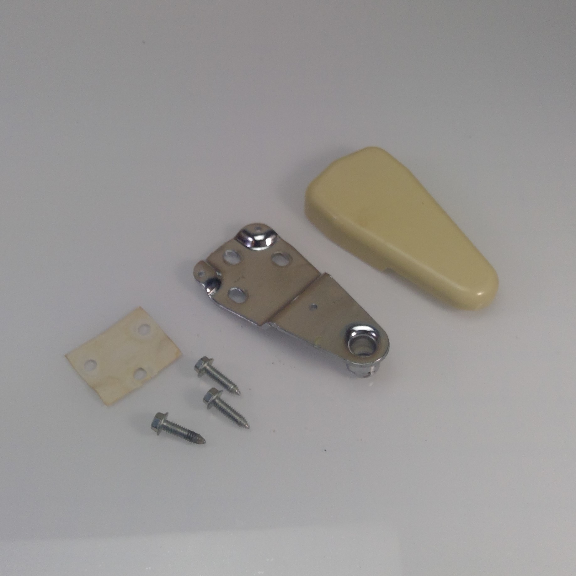 MAYTAG Refrigerator DOOR HINGE (Upper) WP61004896 61001971 61001922