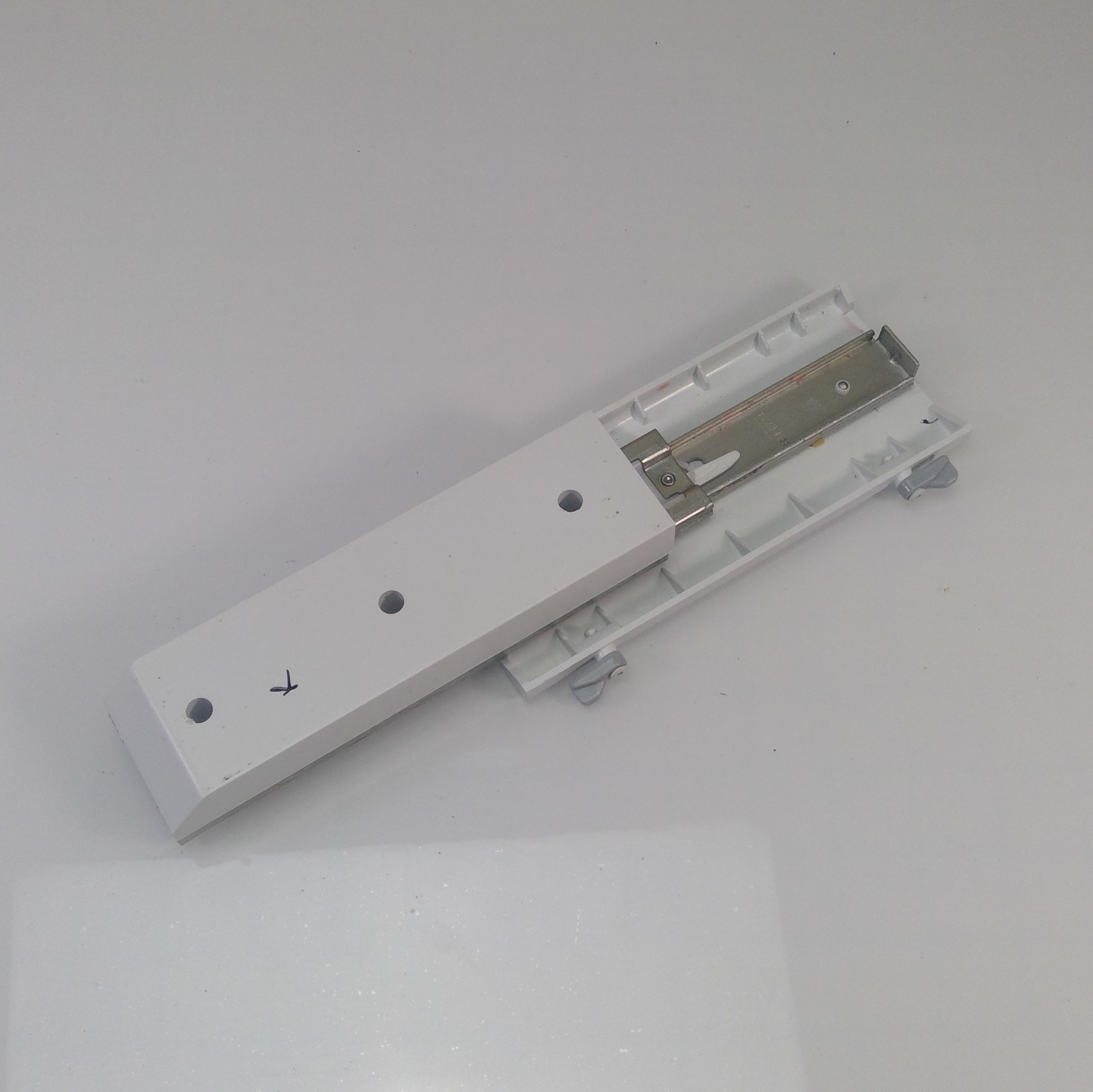 GE Refrigerator DRAWER GLIDE (Right) WR49X10144 WR72X10172 WR72X10173