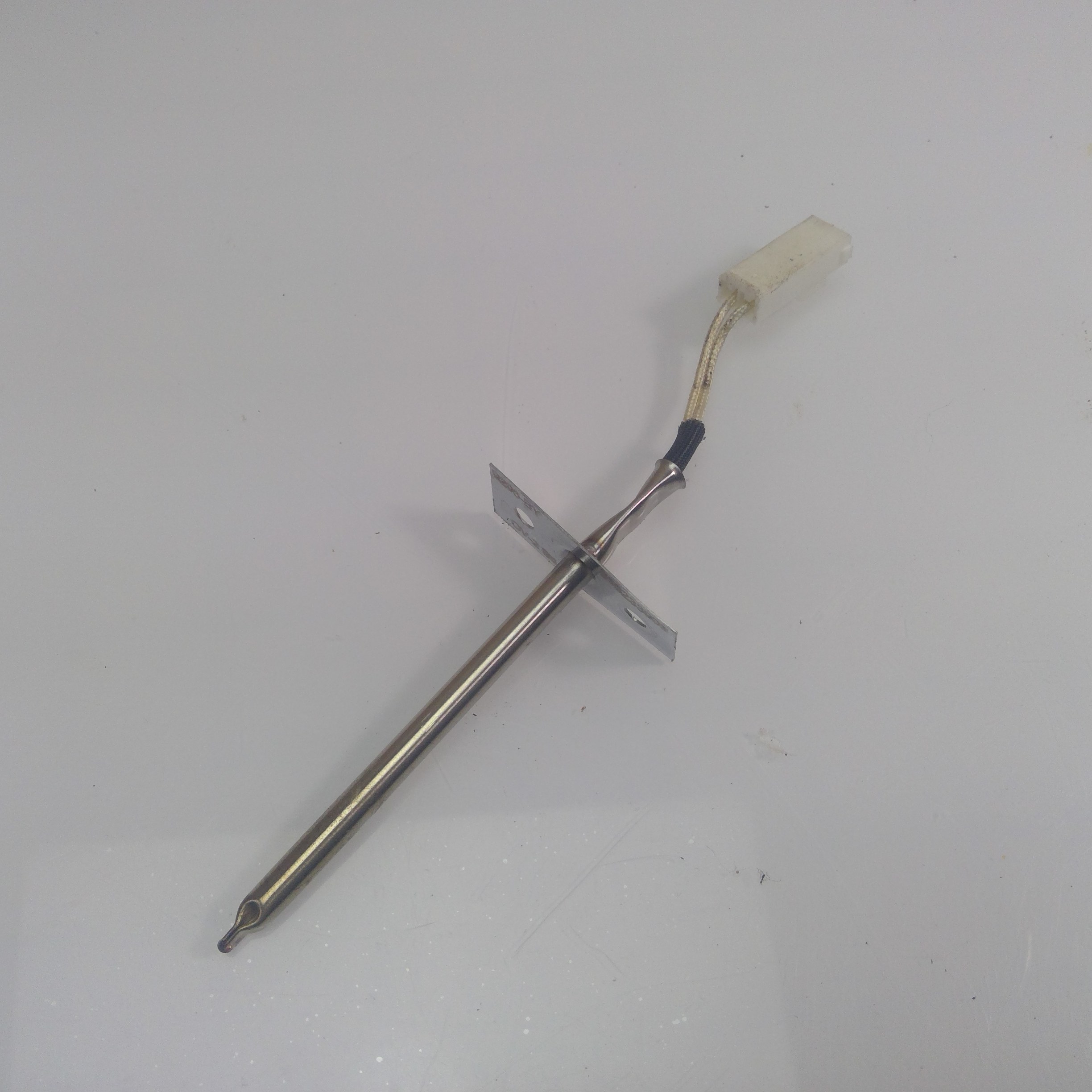 FRIGIDAIRE Stove TEMPERATURE SENSOR 316233903 316217008 AP6888260 Lorain Furniture