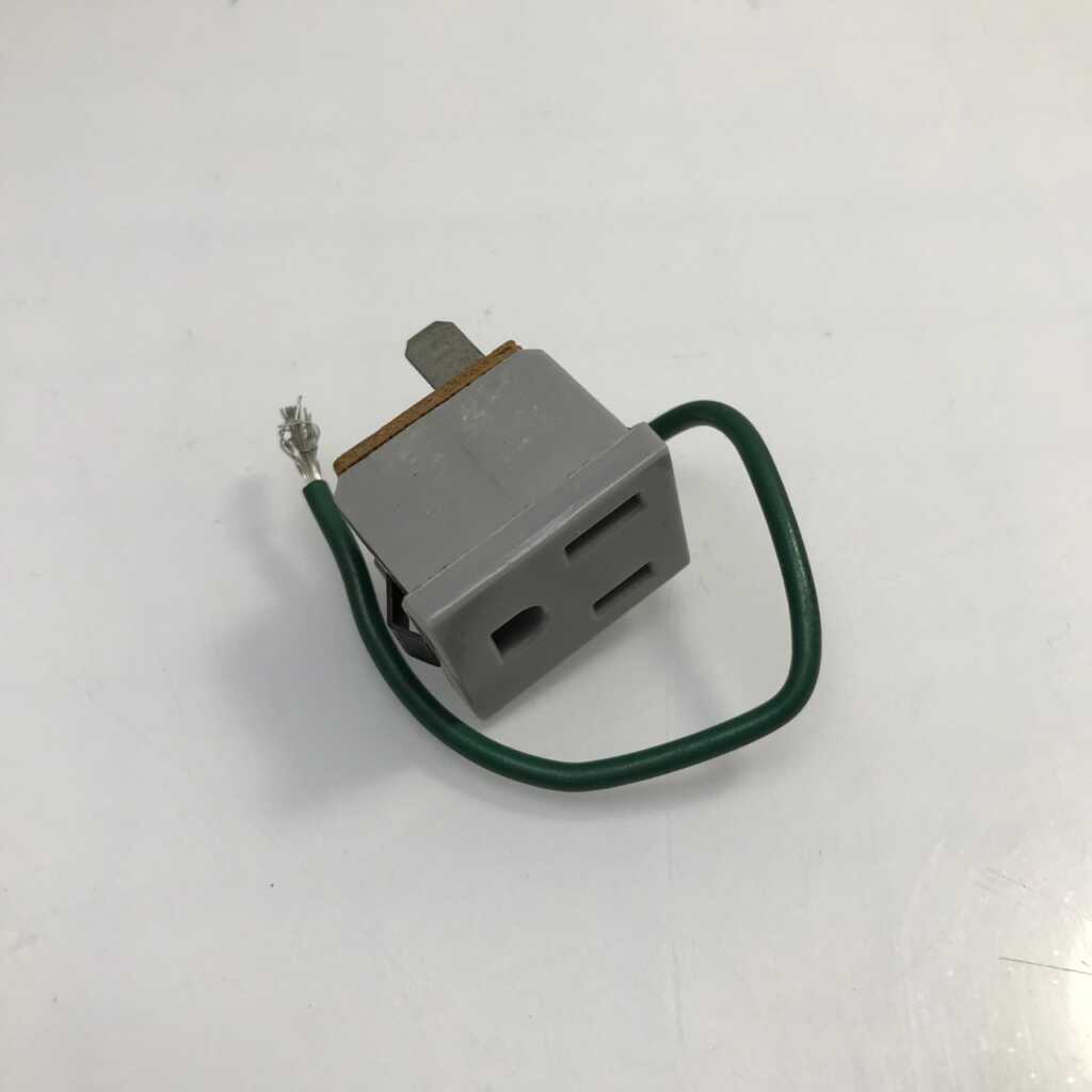 Genuine General Electric Stove Plug Socket WB8X154 PS256872 AP2019718