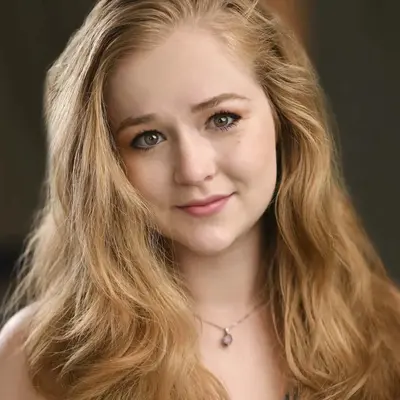 Madison Holtze