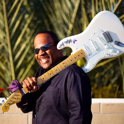 Myke Jones | Stagetime